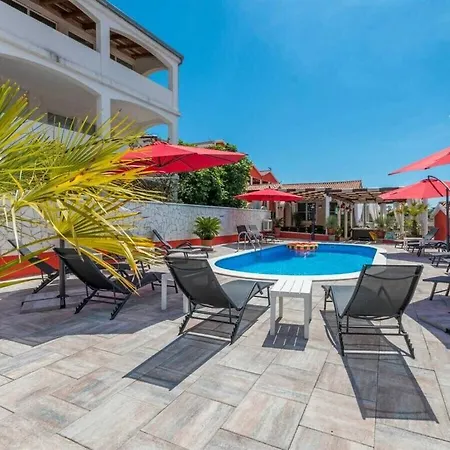 Ancora No 1 Comfortable Villa *