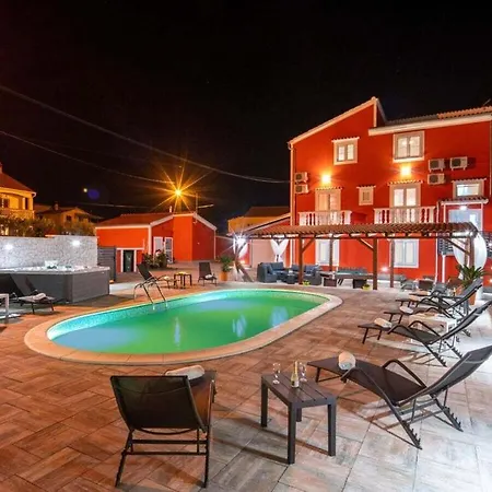 Ancora No 1 Comfortable Villa Sveti Filip i Jakov