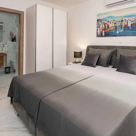 Ancora No 1 Comfortable Villa *