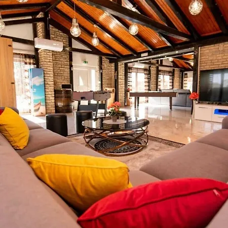 Ancora No 1 Comfortable Villa Sveti Filip i Jakov