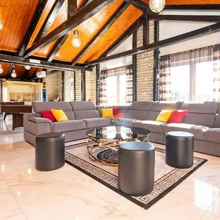 Villa Ancora No 1 Comfortable Sveti Filip i Jakov