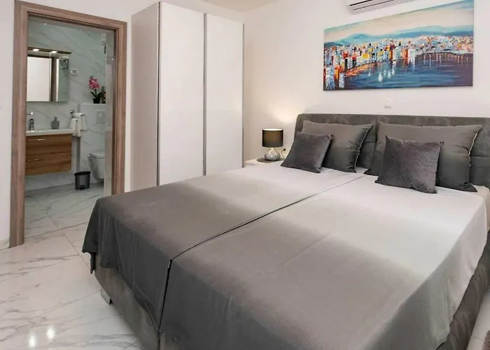 Ancora No 1 Comfortable Villa *