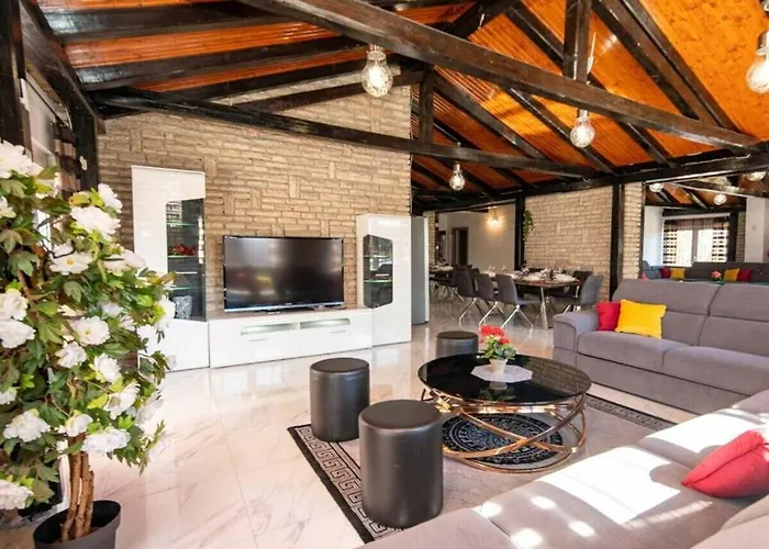 Ancora No 1 Comfortable Villa